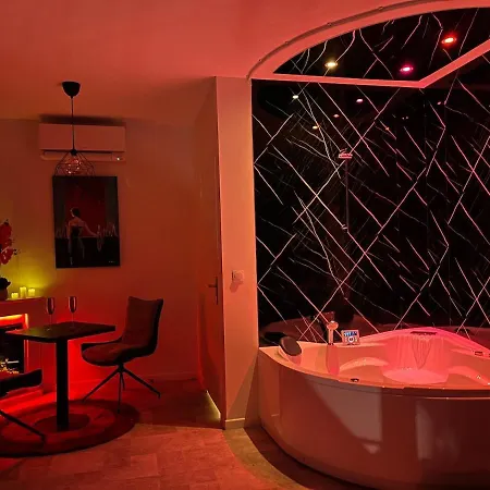 Apartamento La Kinky - Prive Et Donjon De Luxe Soisy-sous-Montmorency