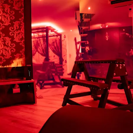 La Kinky - Prive Et Donjon De Luxe * Soisy-sous-Montmorency